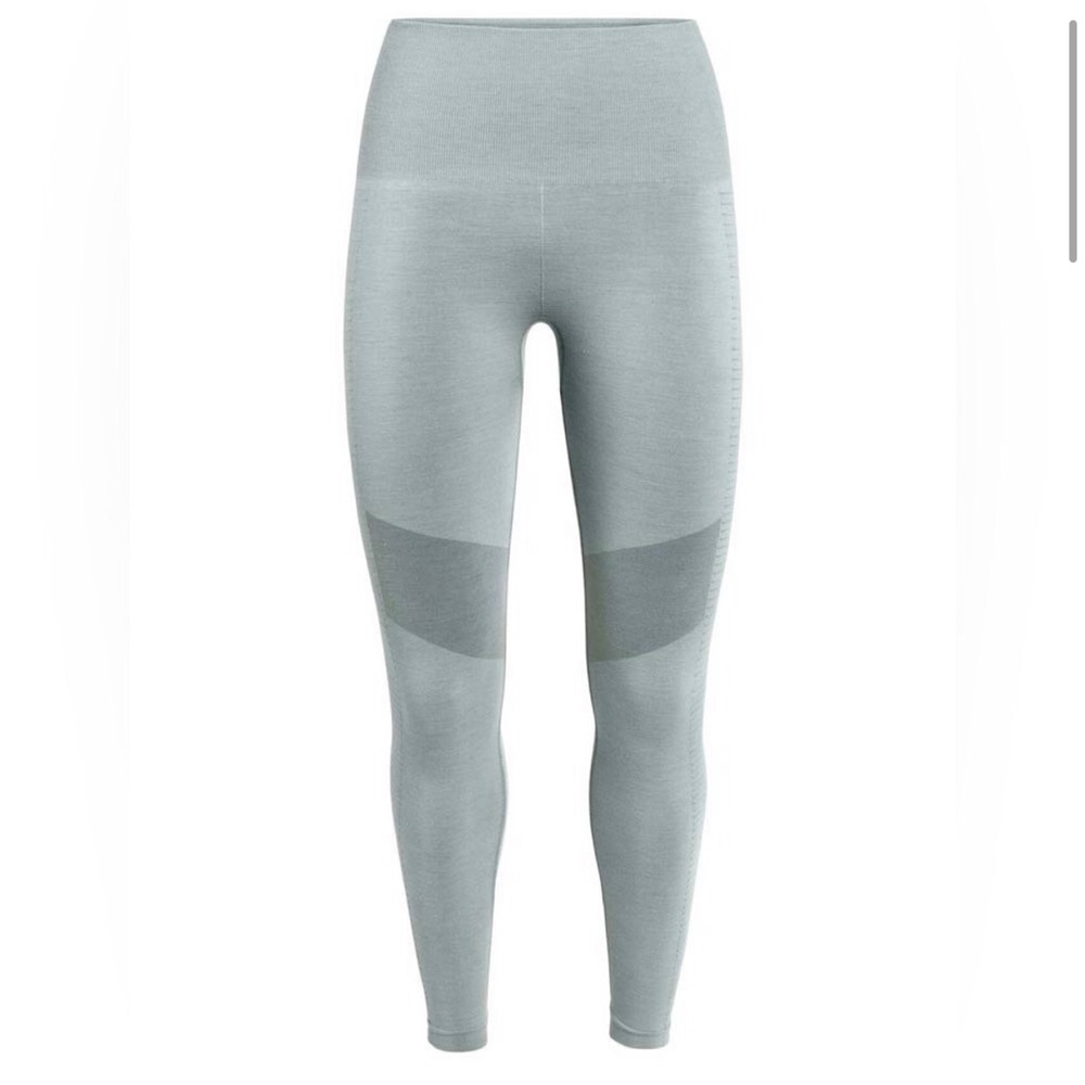 Icebreaker Cool Lite base layer seamless no-itch